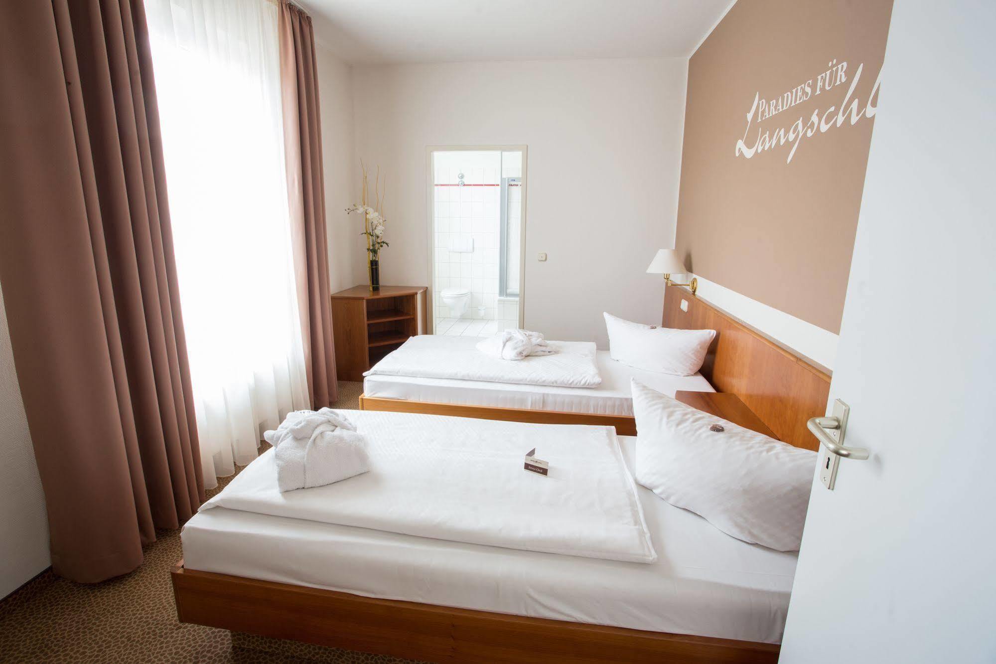 Hotel Sportwelt Radeberg Exterior photo