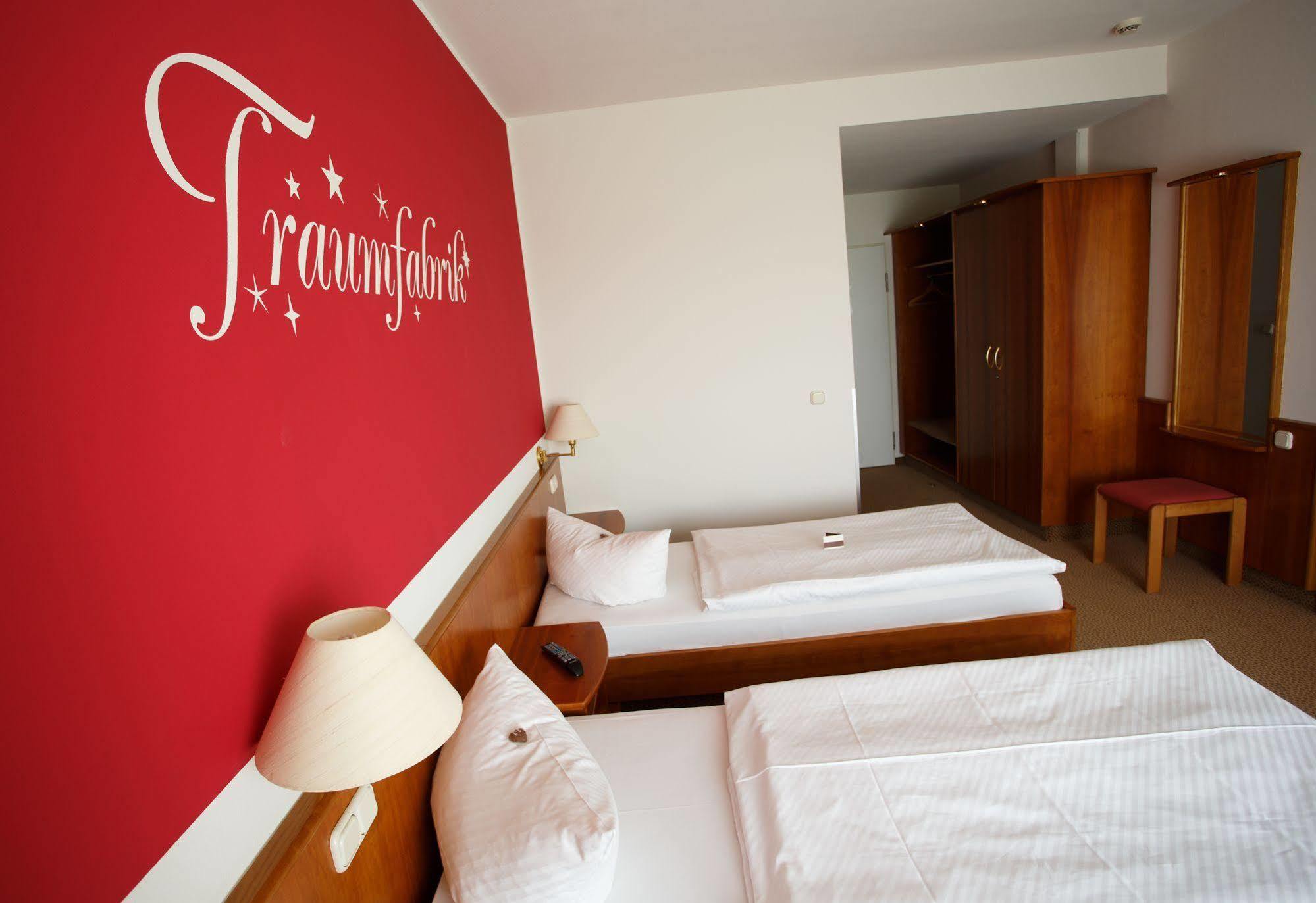 Hotel Sportwelt Radeberg Exterior photo